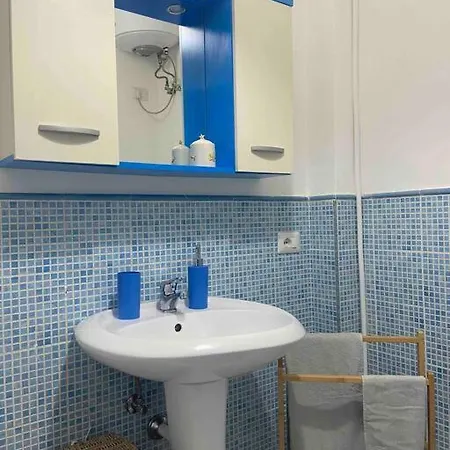 Apartment “da Ludovica” *
